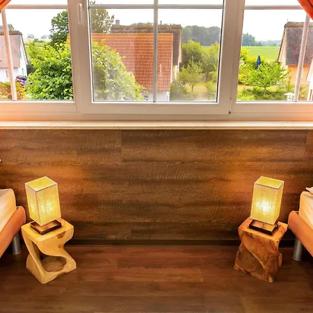Mit Garten Und Whirlpool By Interhome Vakantiehuis